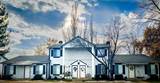 Mount Logan Townhomes